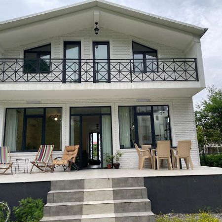 Villa Mountview Гоніо Екстер'єр фото